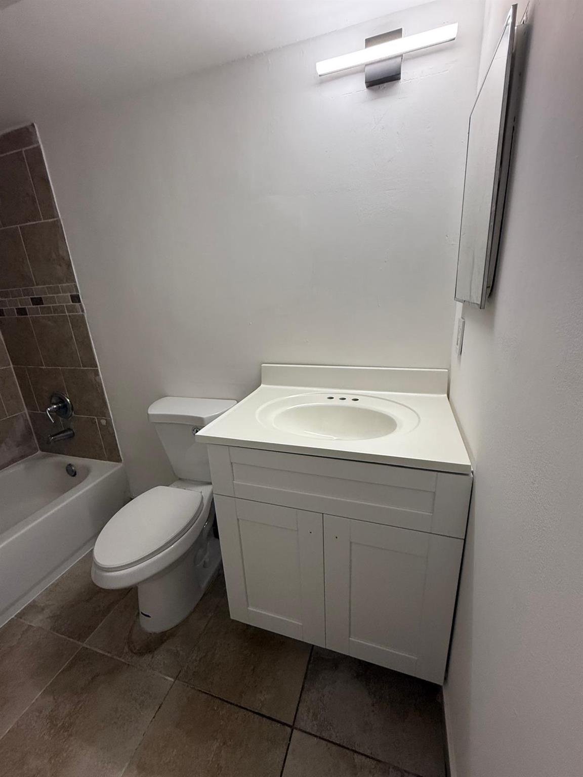 COCO PARC CONDO - Residential Lease