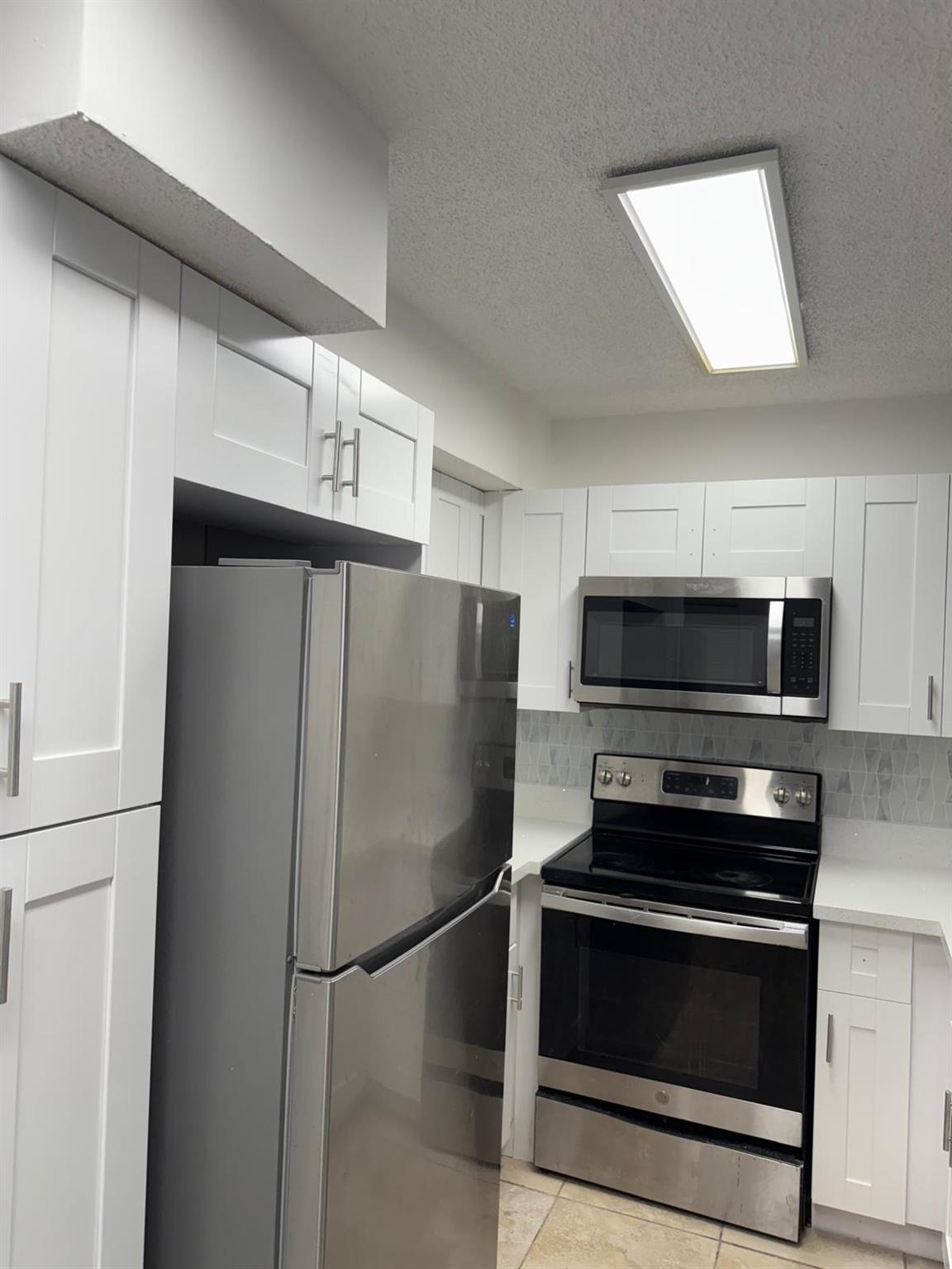 COCO PARC CONDO - Residential Lease