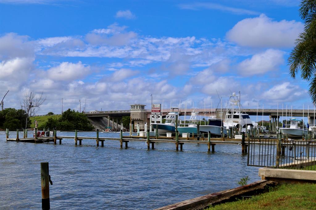 JUPITER INLET BEACH COLONY - Residential