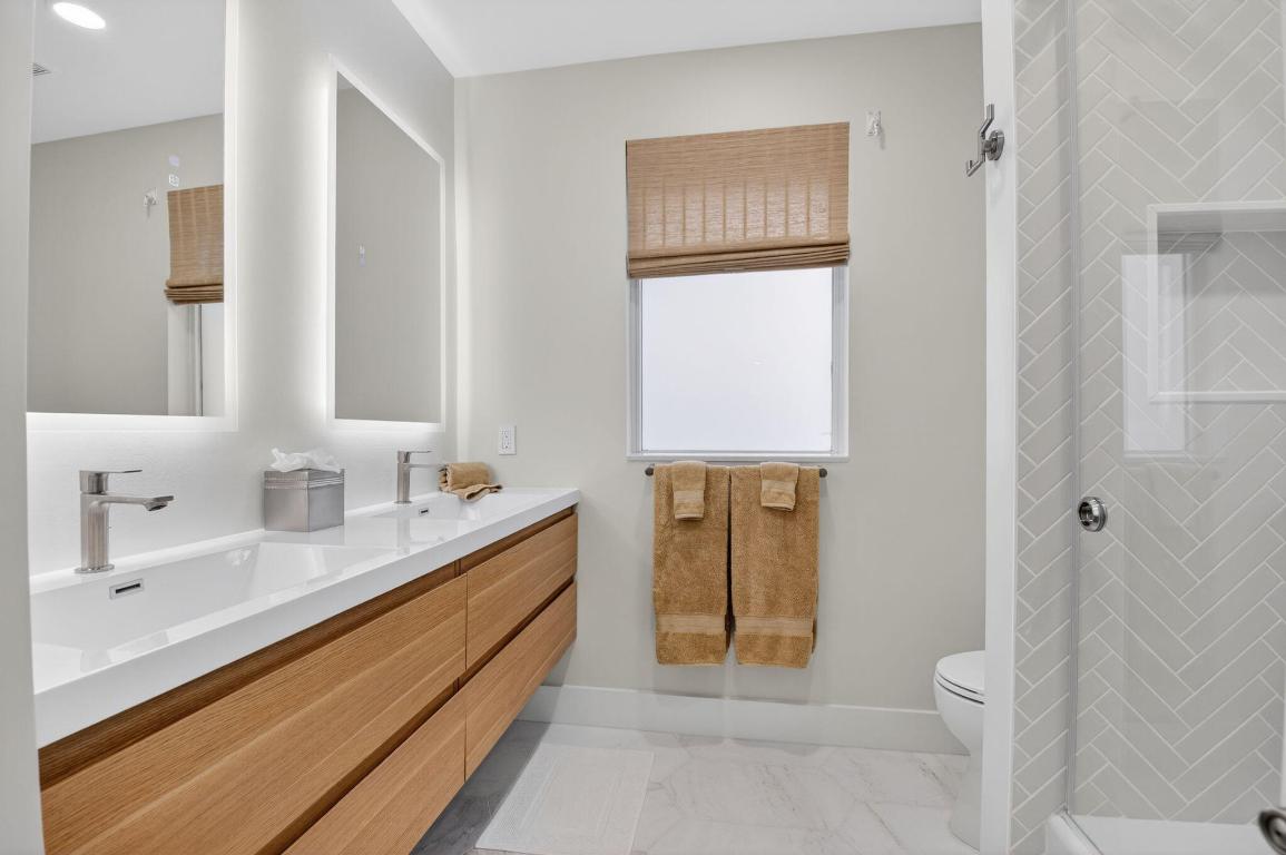 STRATFORD GREEN AT WOODFIELD COUNTRY CLUB - Residential