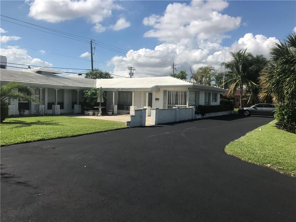 Photo of 2742 NE 32nd Street #6, Fort Lauderdale, FL 33306 (MLS # F10486730)