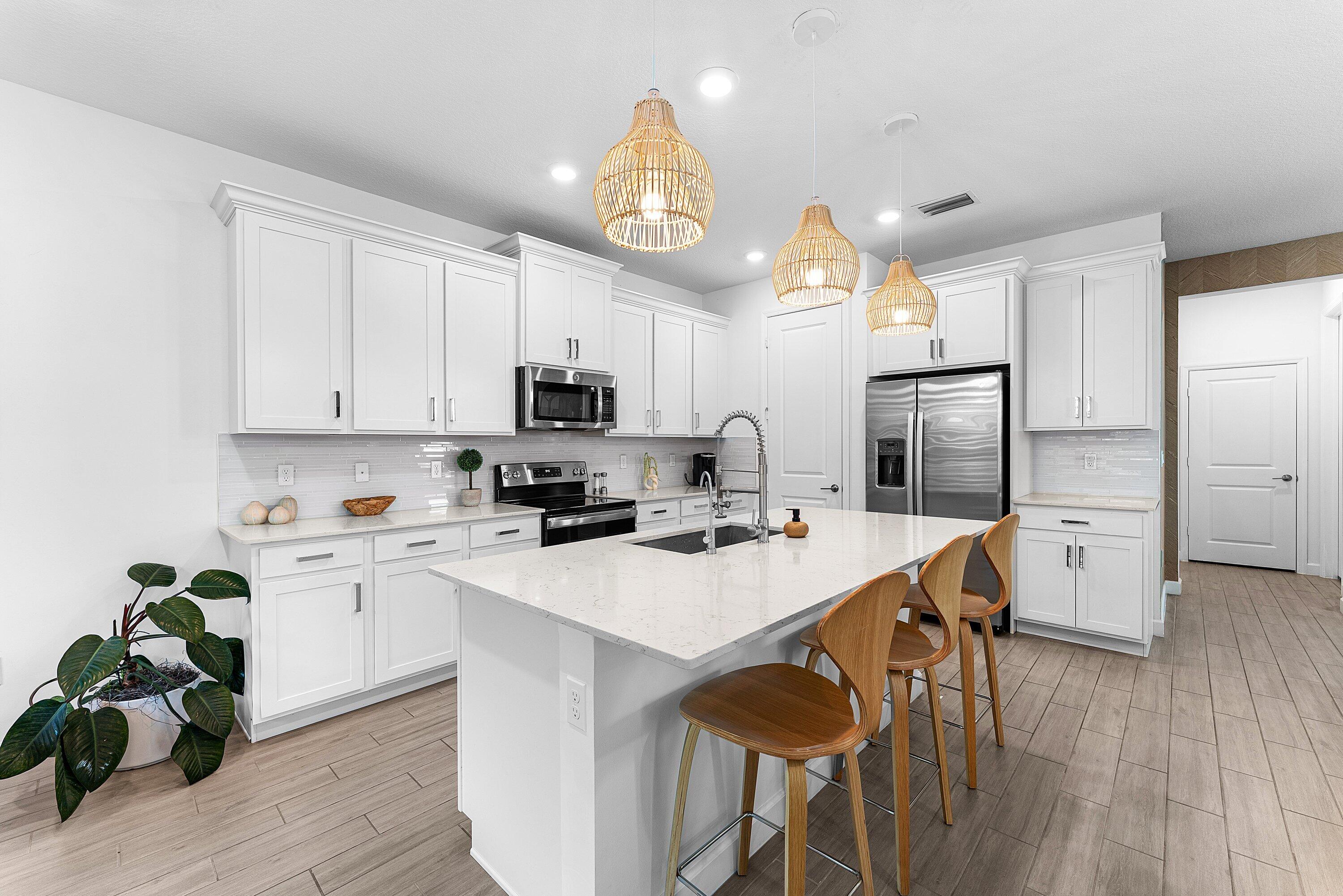 2661 Country Lake Trail