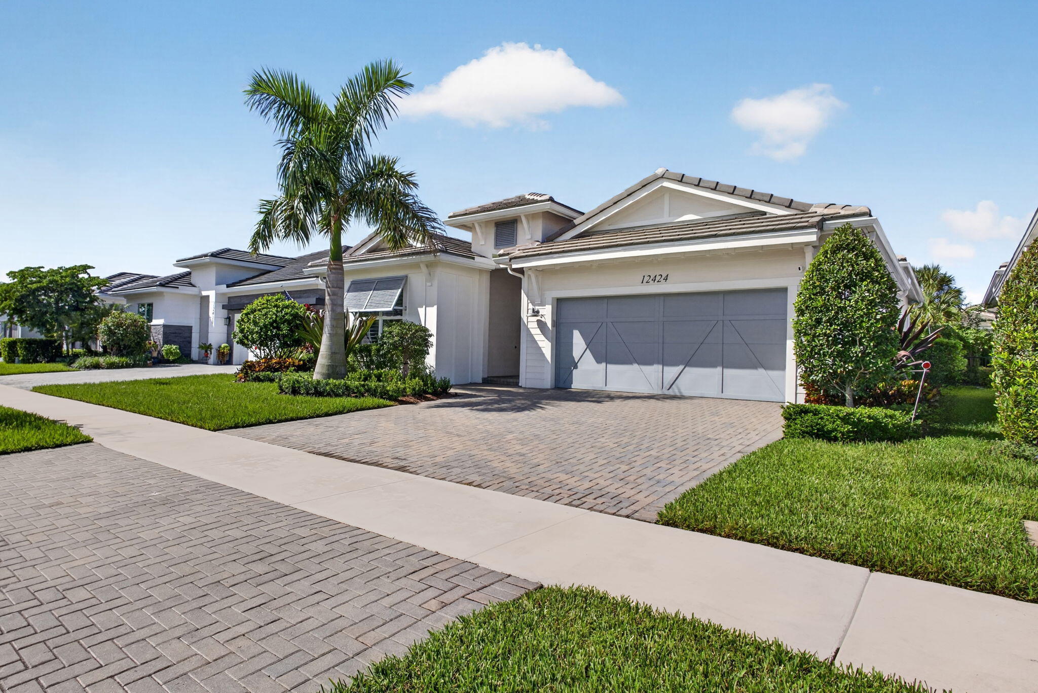 12424 Hammock Way