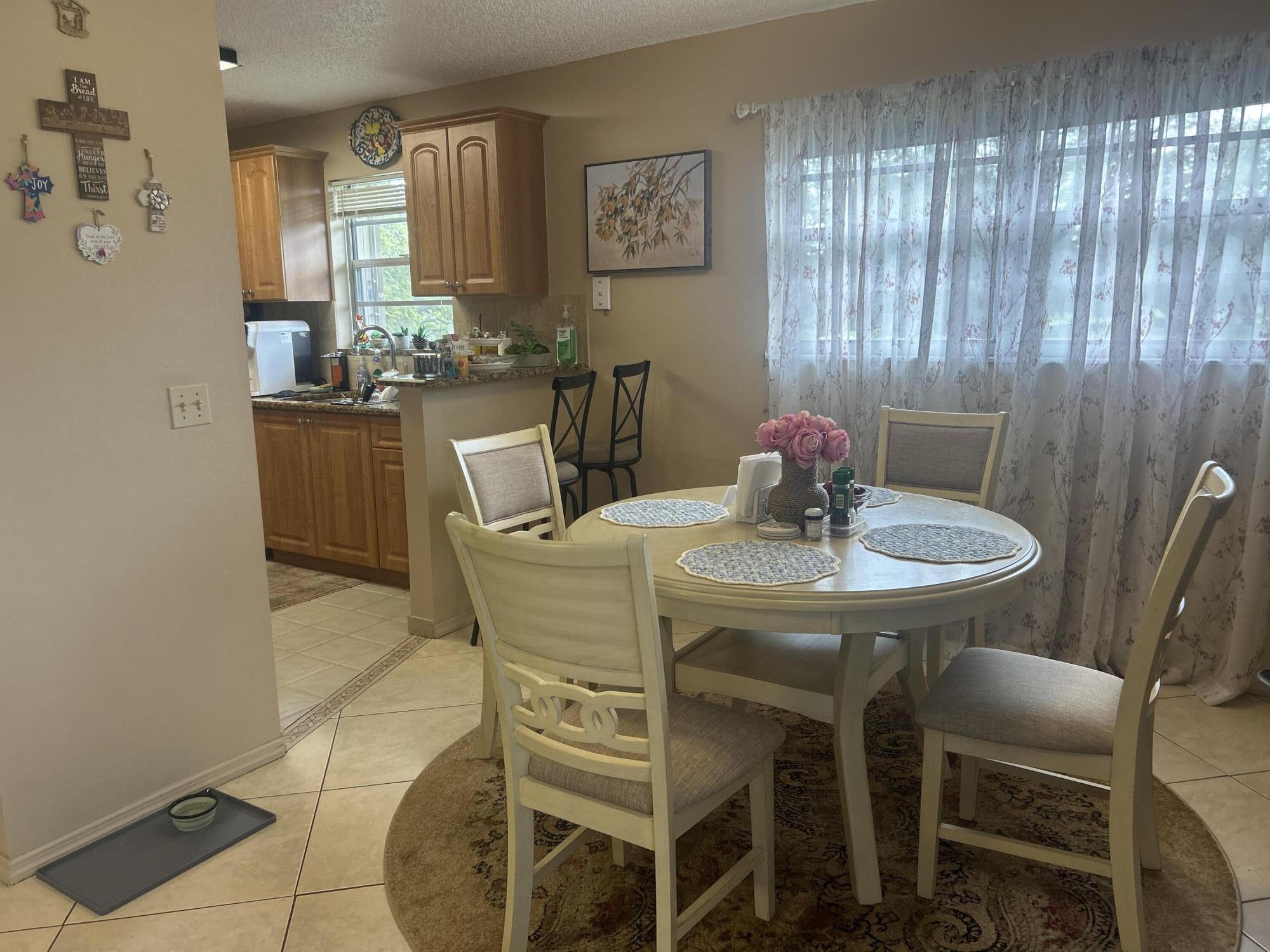 VISTA ST LUCIE - Residential