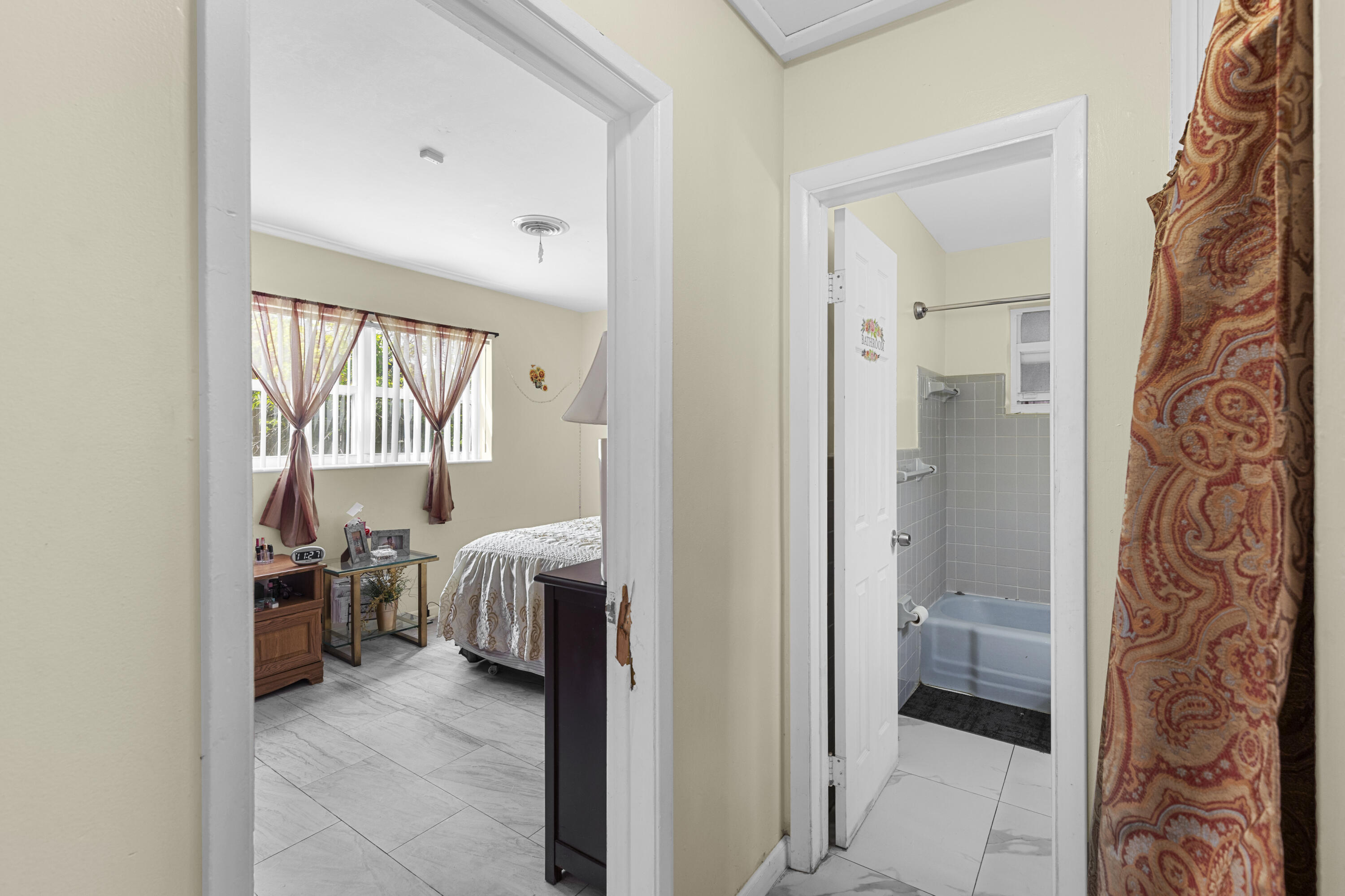 SUNRISE GOLF VILLAGE SEC 2 - Residential