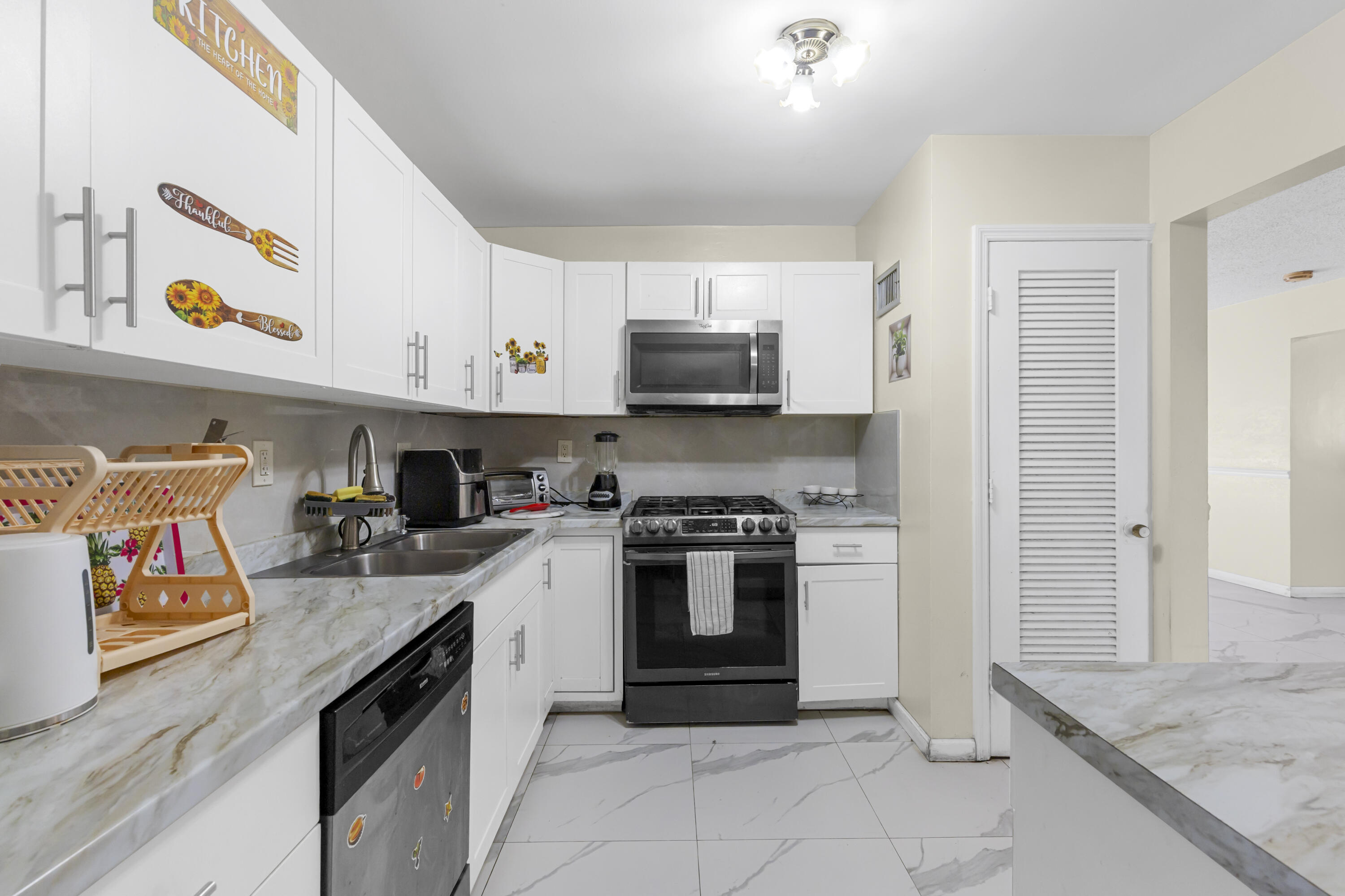 SUNRISE GOLF VILLAGE SEC 2 - Residential