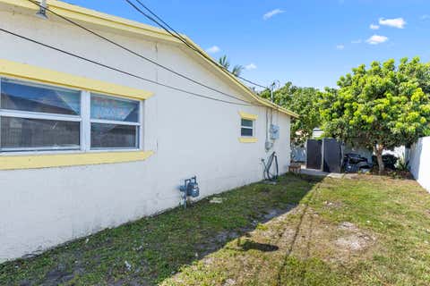 Tiny photo for 1531 NW 63rd Avenue, Sunrise, FL 33313 (MLS # B26008899)