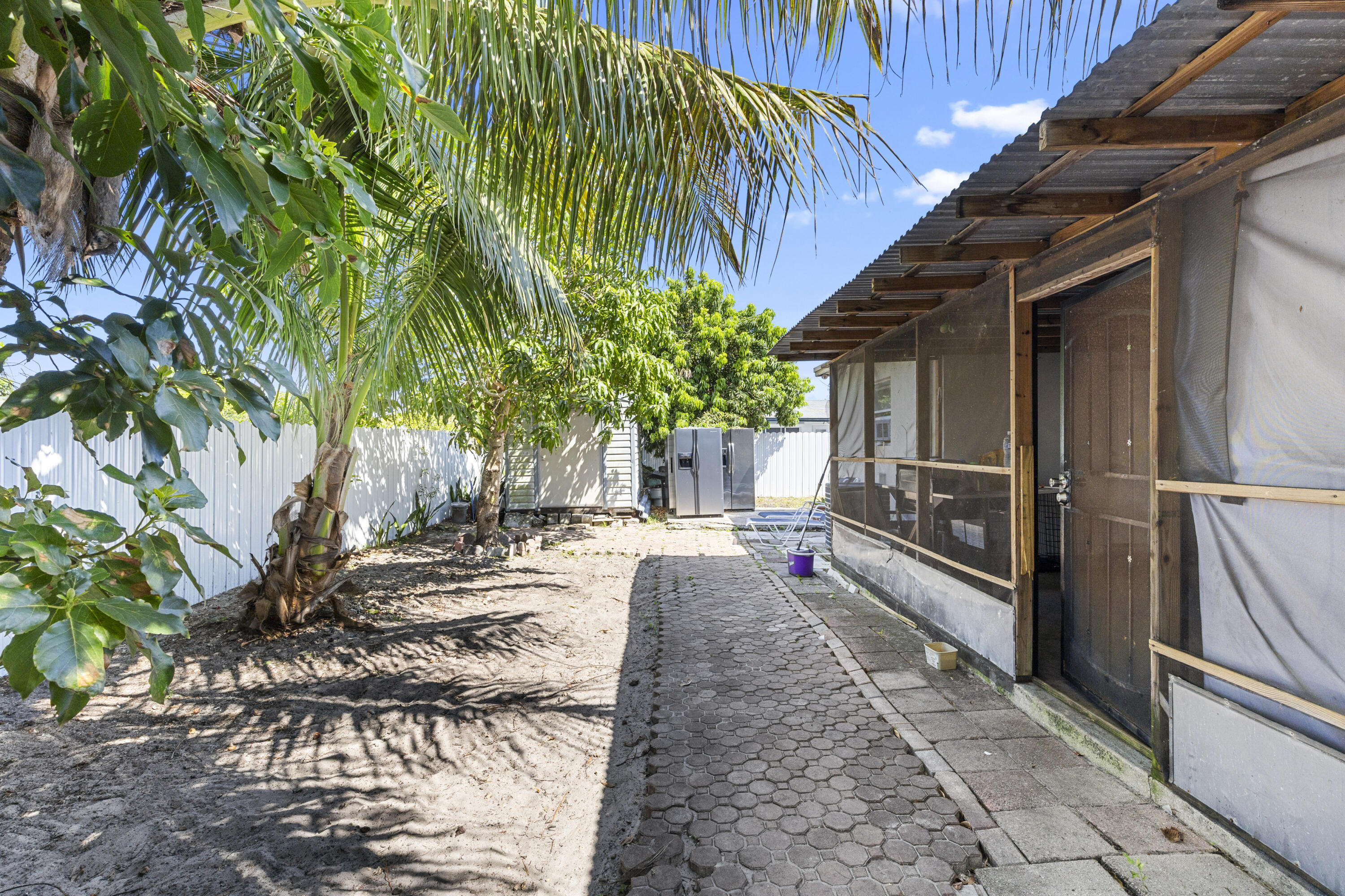 SUNRISE GOLF VILLAGE SEC 2 - Residential