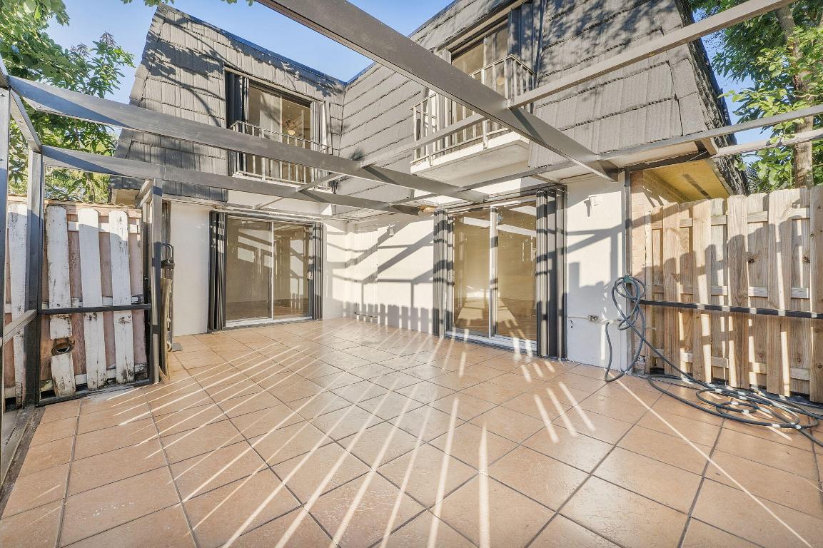 WOODLANDS OF PALM SPRINGS - Residential