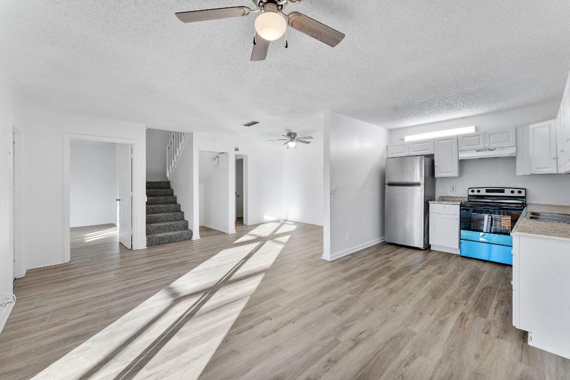 WOODLANDS OF PALM SPRINGS - Residential