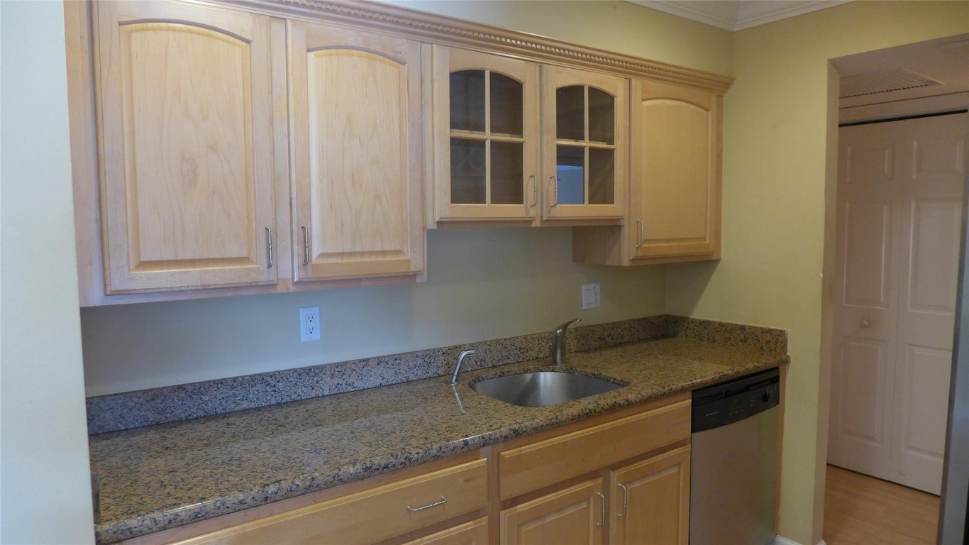 Pine Crest Village I At - Residential Lease