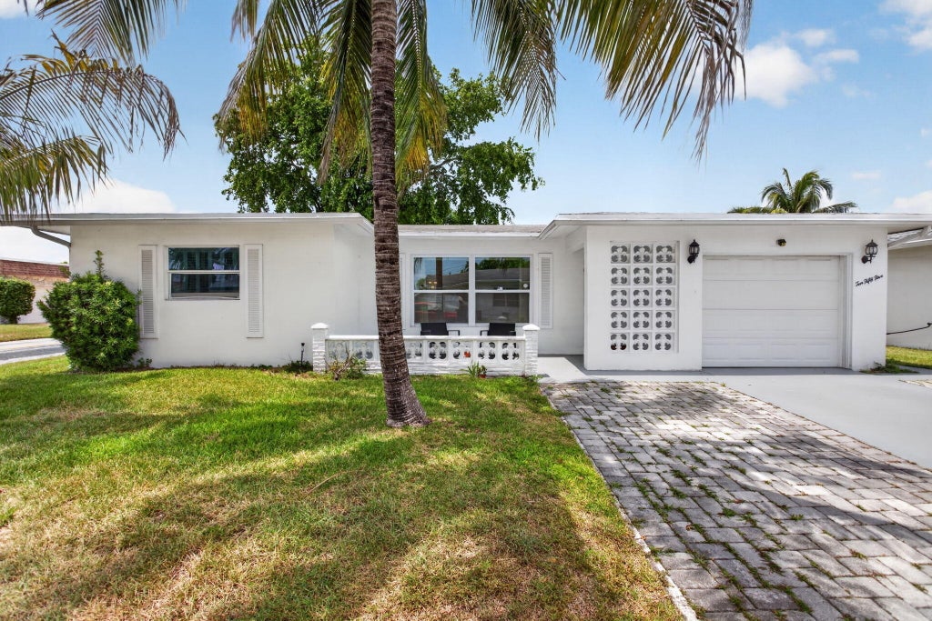 Photo of 1055 NW 72ND Terrace NW, Margate, FL 33063 (MLS # B26066315)