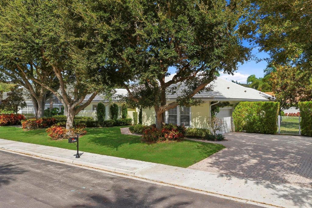 Photo of 2760 Tecumseh Drive, West Palm Beach, FL 33409 (MLS # R11144802)