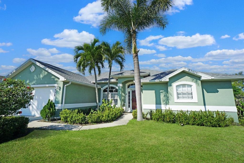 Photo of 1932 SW Beard Street, Port Saint Lucie, FL 34953 (MLS # F10492911)