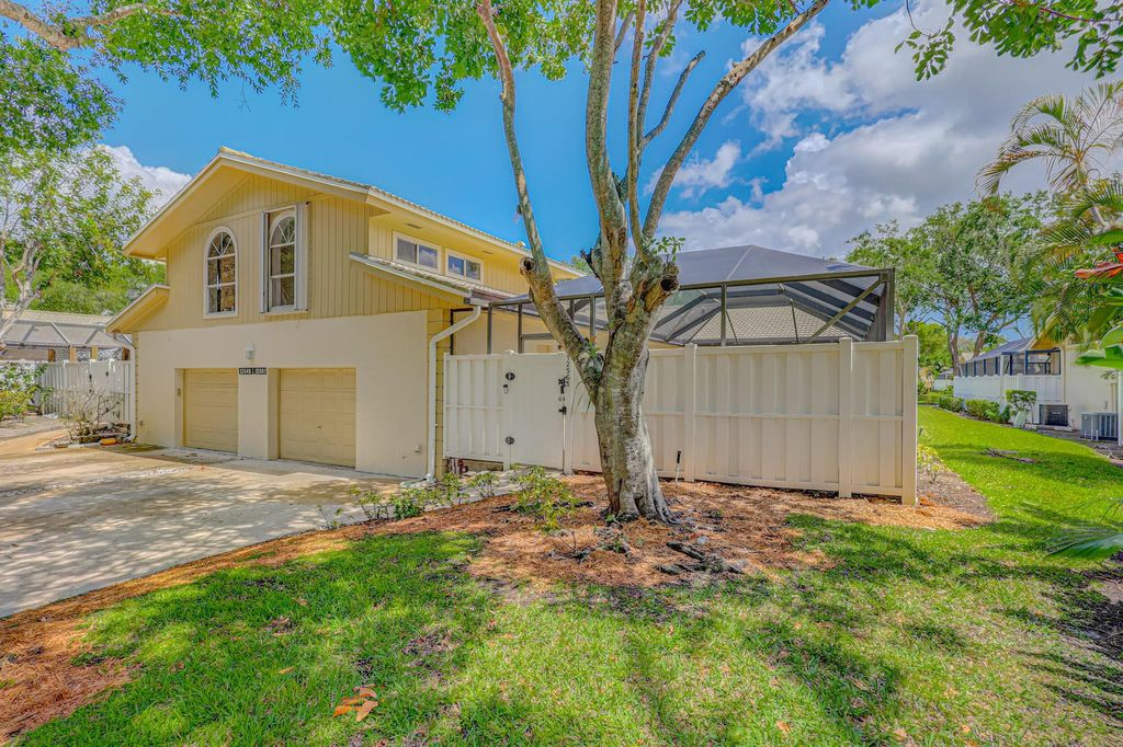 Photo of 12561 Woodmill Drive, Palm Beach Gardens, FL 33418 (MLS # R11034821)