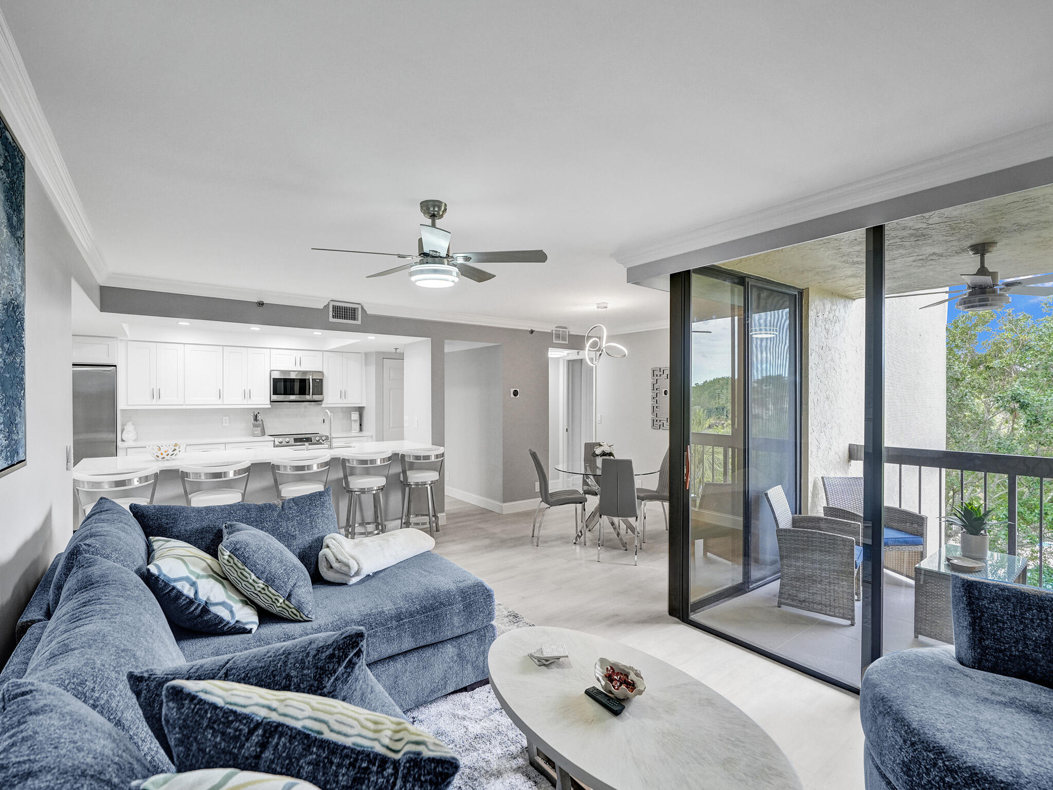 LAVERS RESORT & RACQUET CLUB - Residential Lease