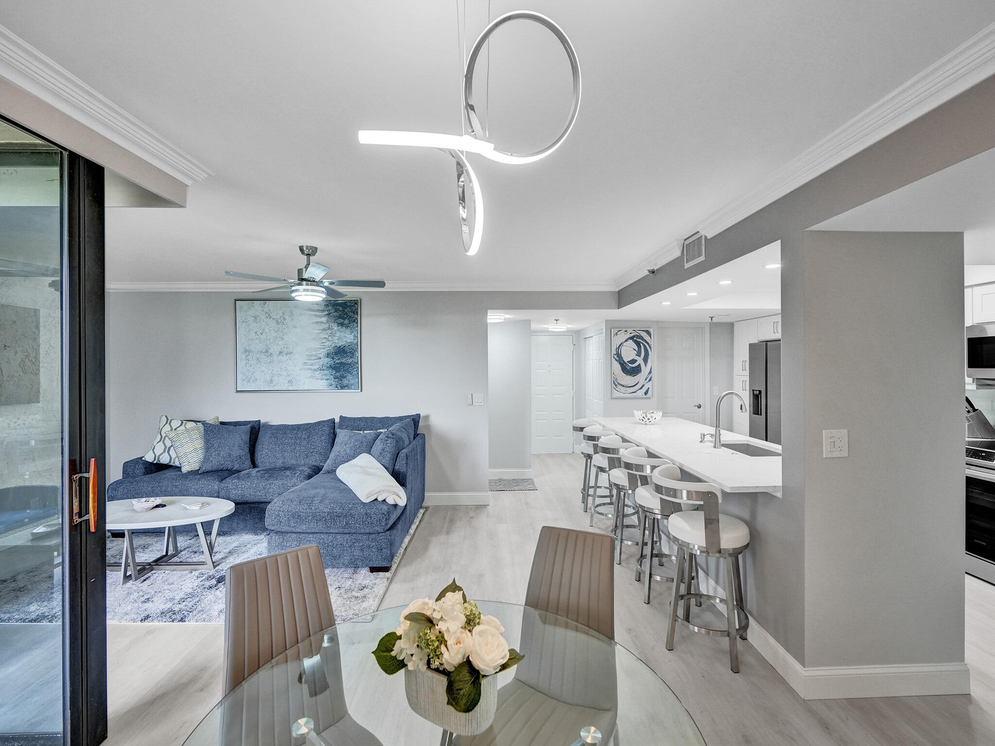 LAVERS RESORT & RACQUET CLUB - Residential Lease