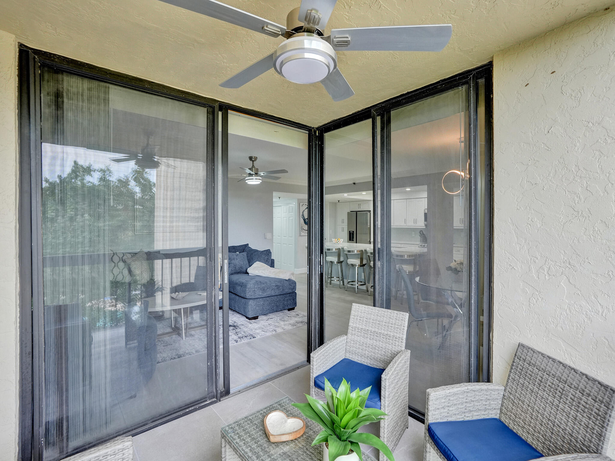 LAVERS RESORT & RACQUET CLUB - Residential Lease