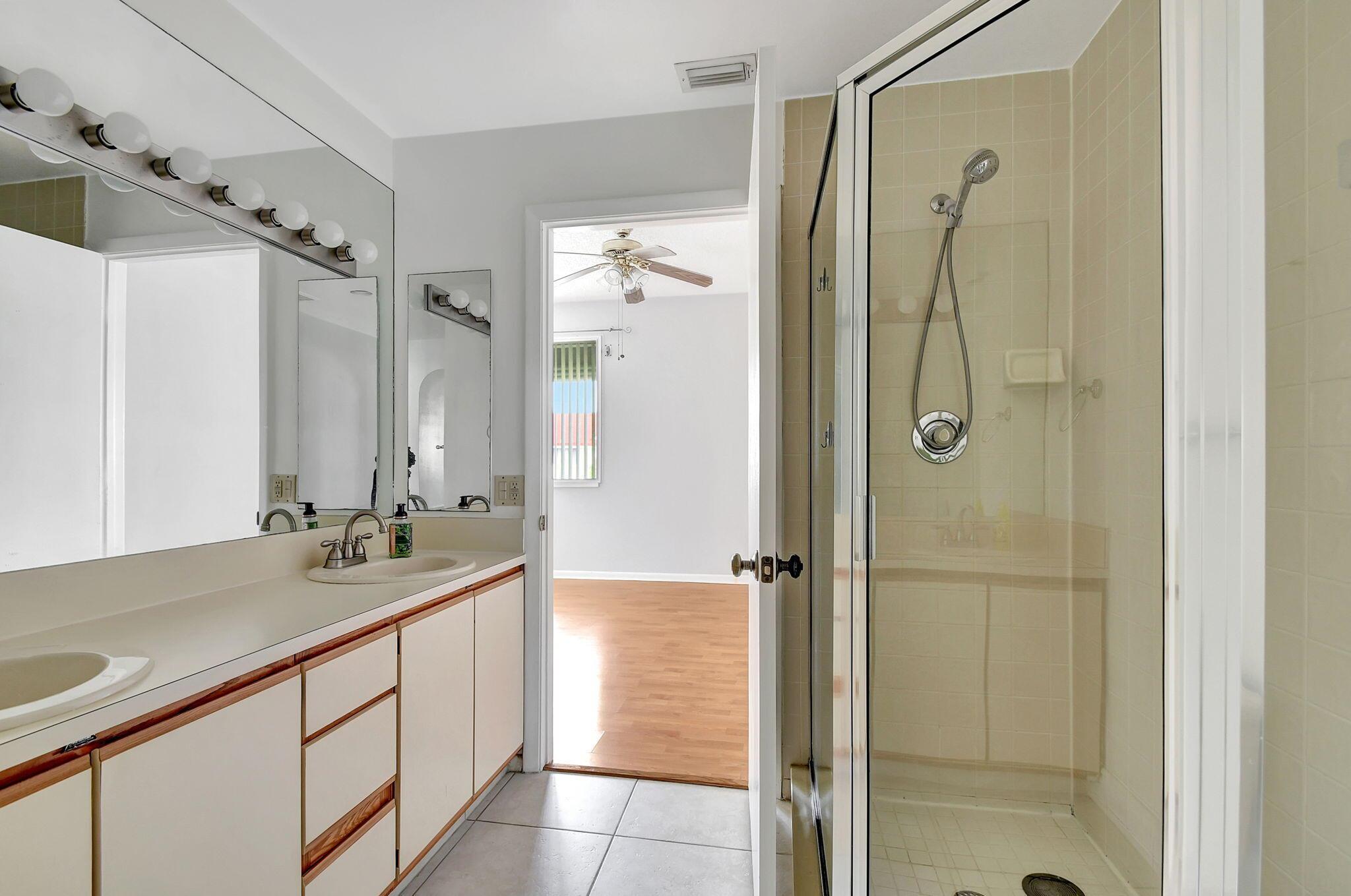 HALF MOON BAY CONDO - Residential Lease