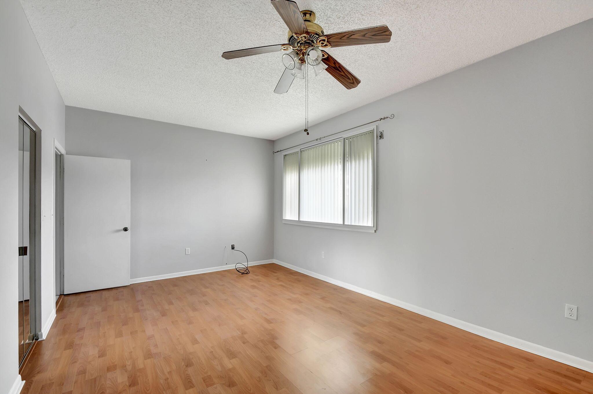 HALF MOON BAY CONDO - Residential Lease