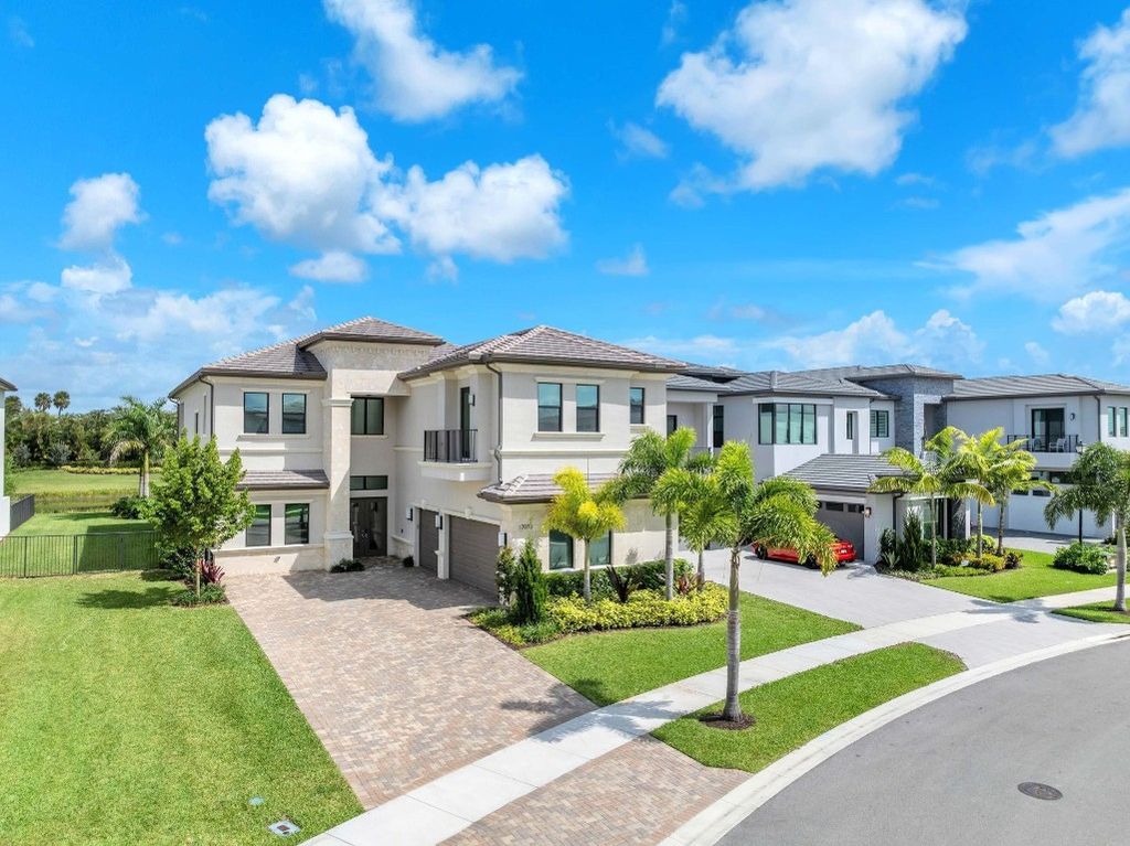 Photo of 17073 Cappuccino Way, Boca Raton, FL 33496 (MLS # F10442916)