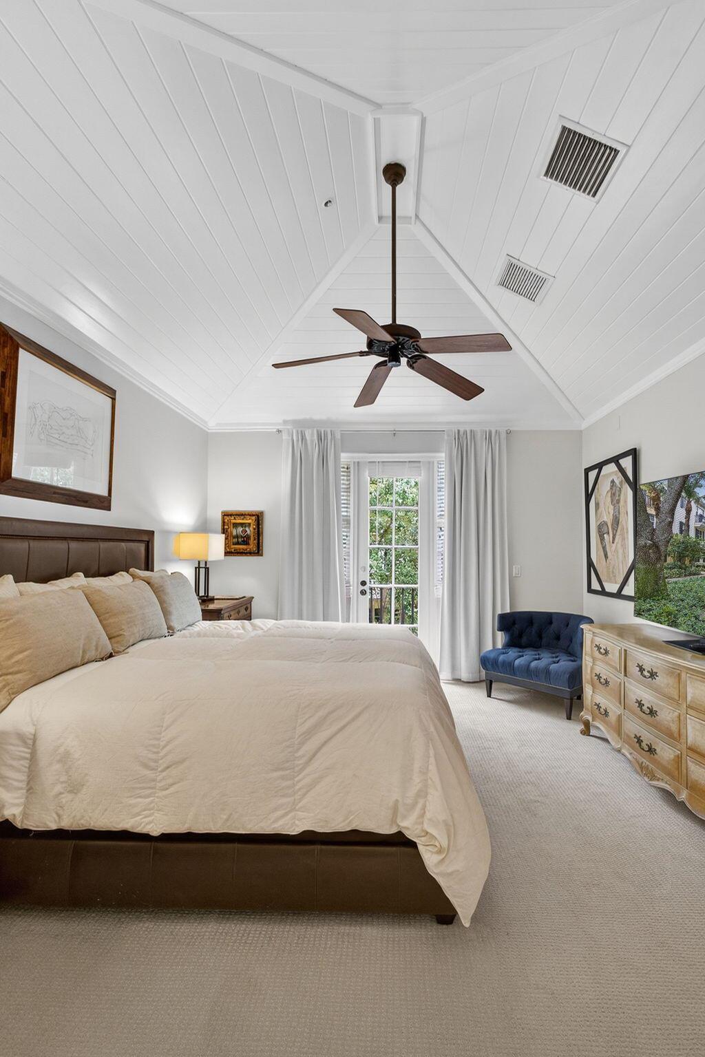 MAGNOLIA COURT - Residential