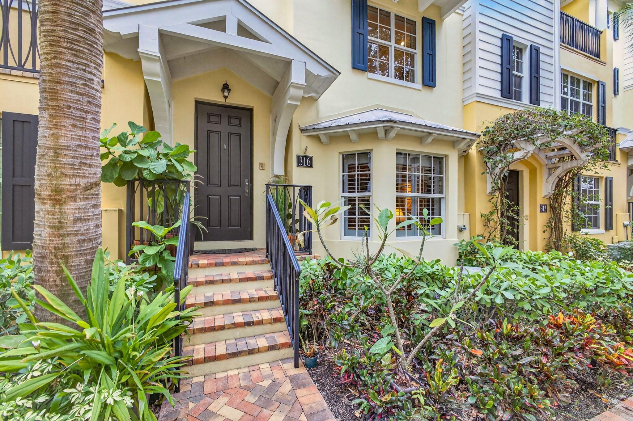 MAGNOLIA COURT - Residential