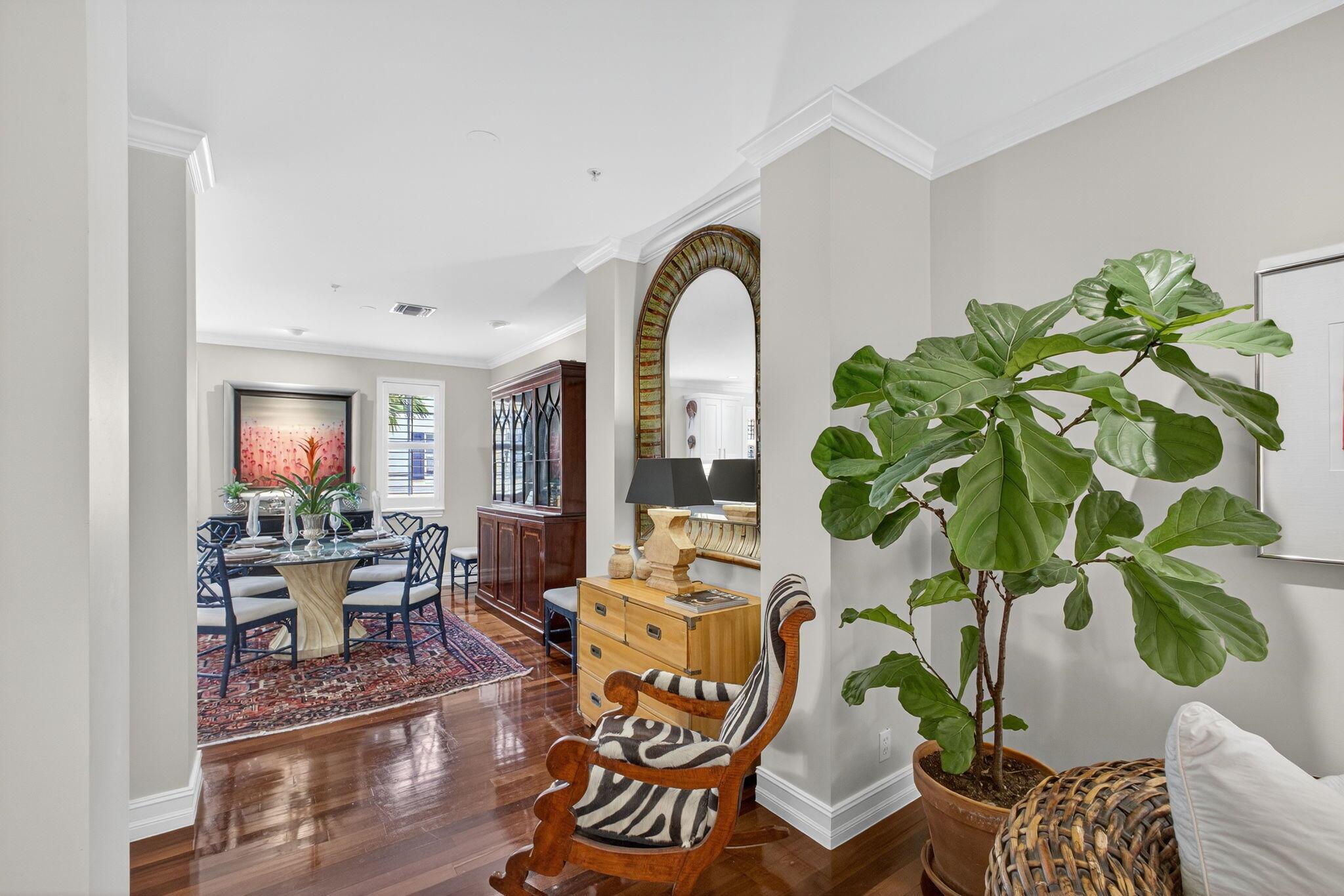 MAGNOLIA COURT - Residential