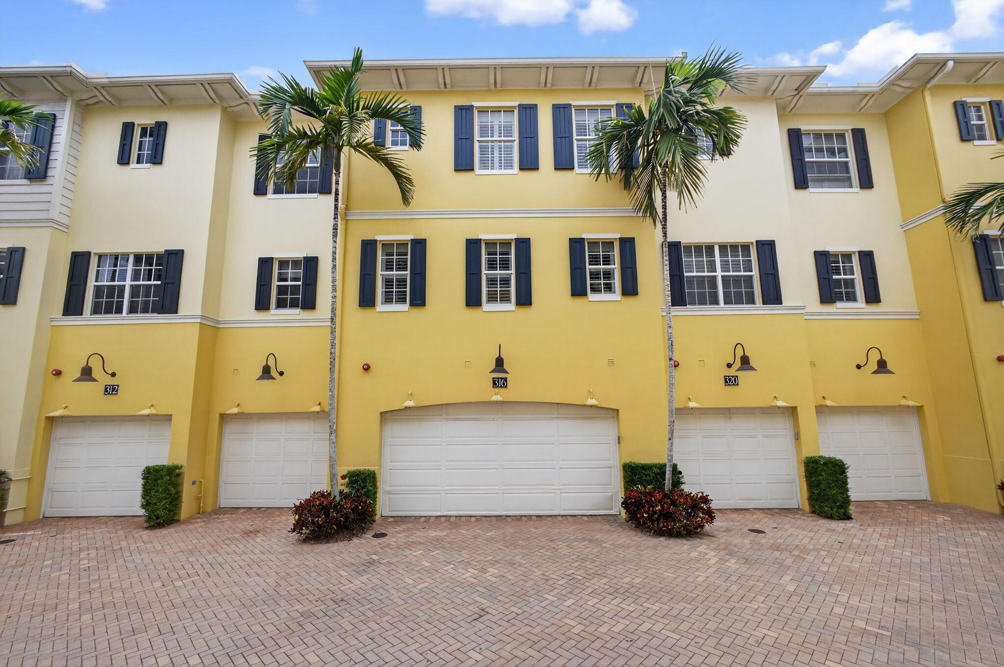 MAGNOLIA COURT - Residential