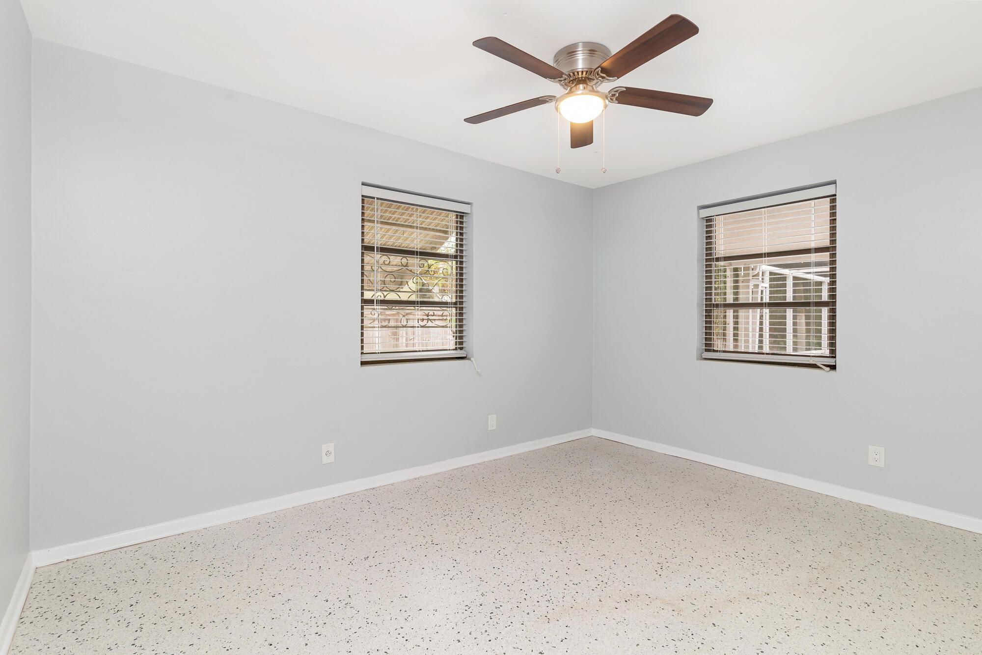 LEWIS SHORE ESTATES 2 - Residential Lease