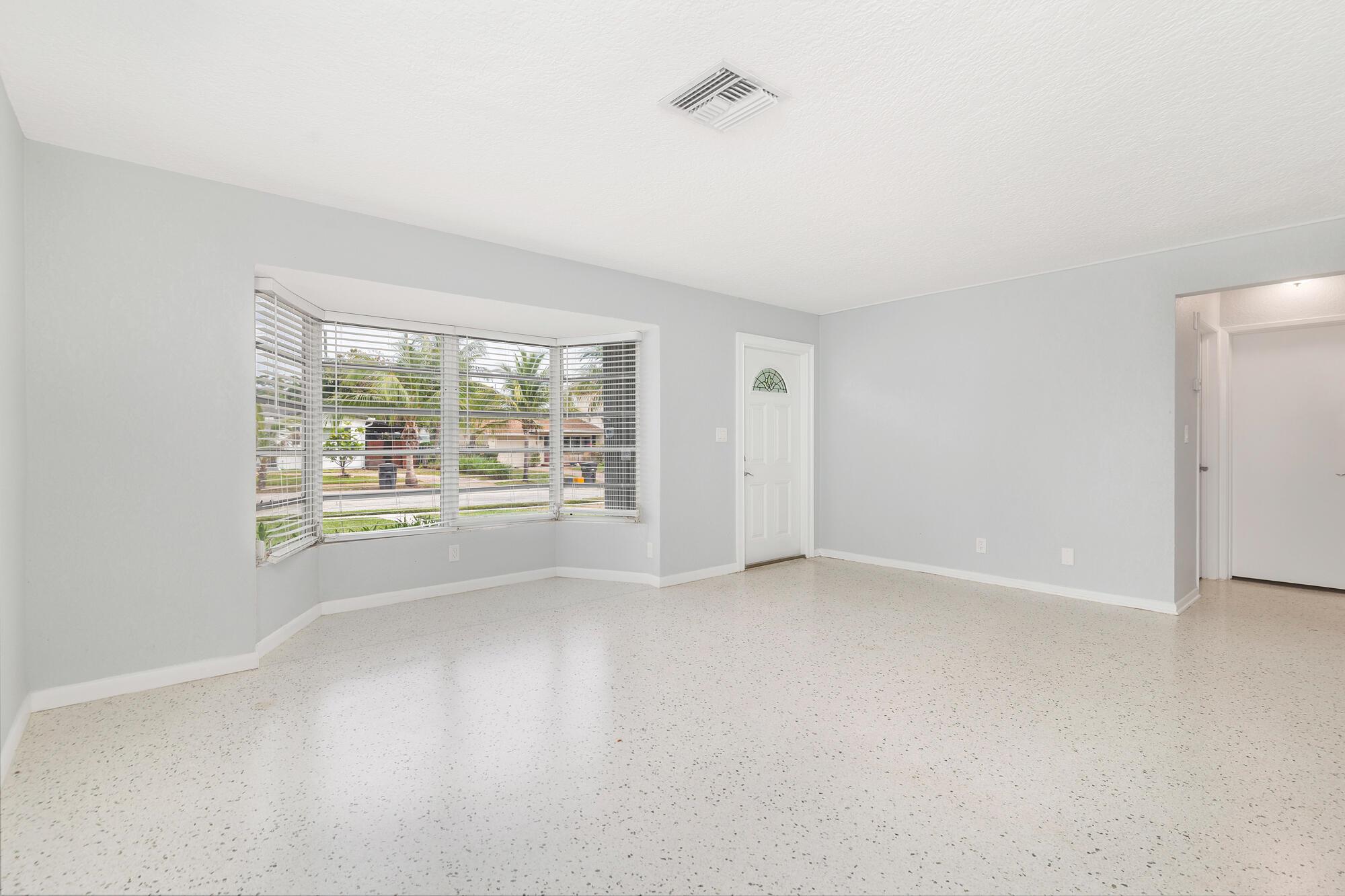 LEWIS SHORE ESTATES 2 - Residential Lease