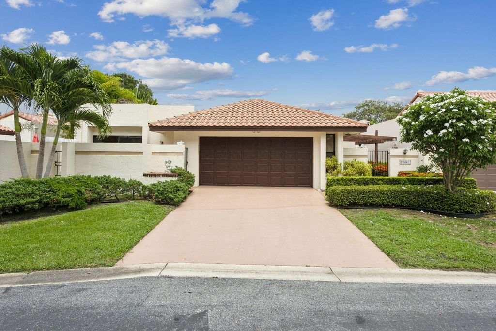 Photo of 21440 Campo Allegro Drive, Boca Raton, FL 33433 (MLS # R11003412)