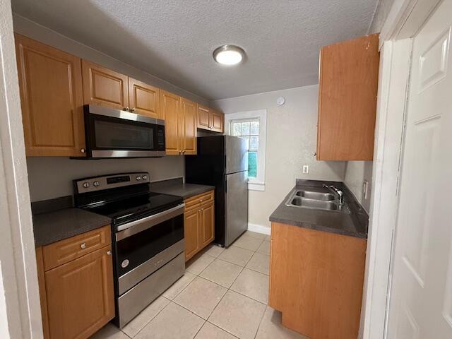 METCALFS - Residential Lease