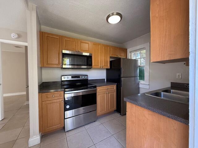 METCALFS - Residential Lease