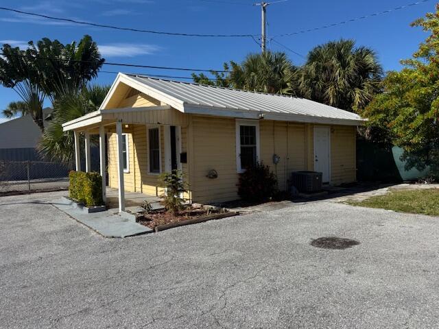 METCALFS - Residential Lease