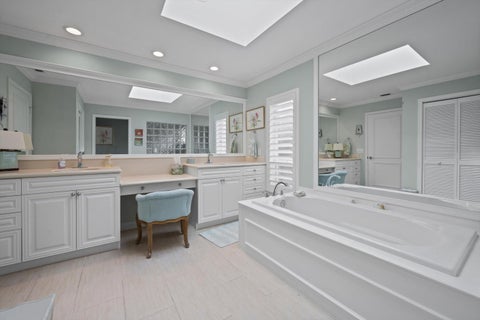 Tiny photo for 198 Birkdale Lane, Jupiter, FL 33458 (MLS # B26090404)