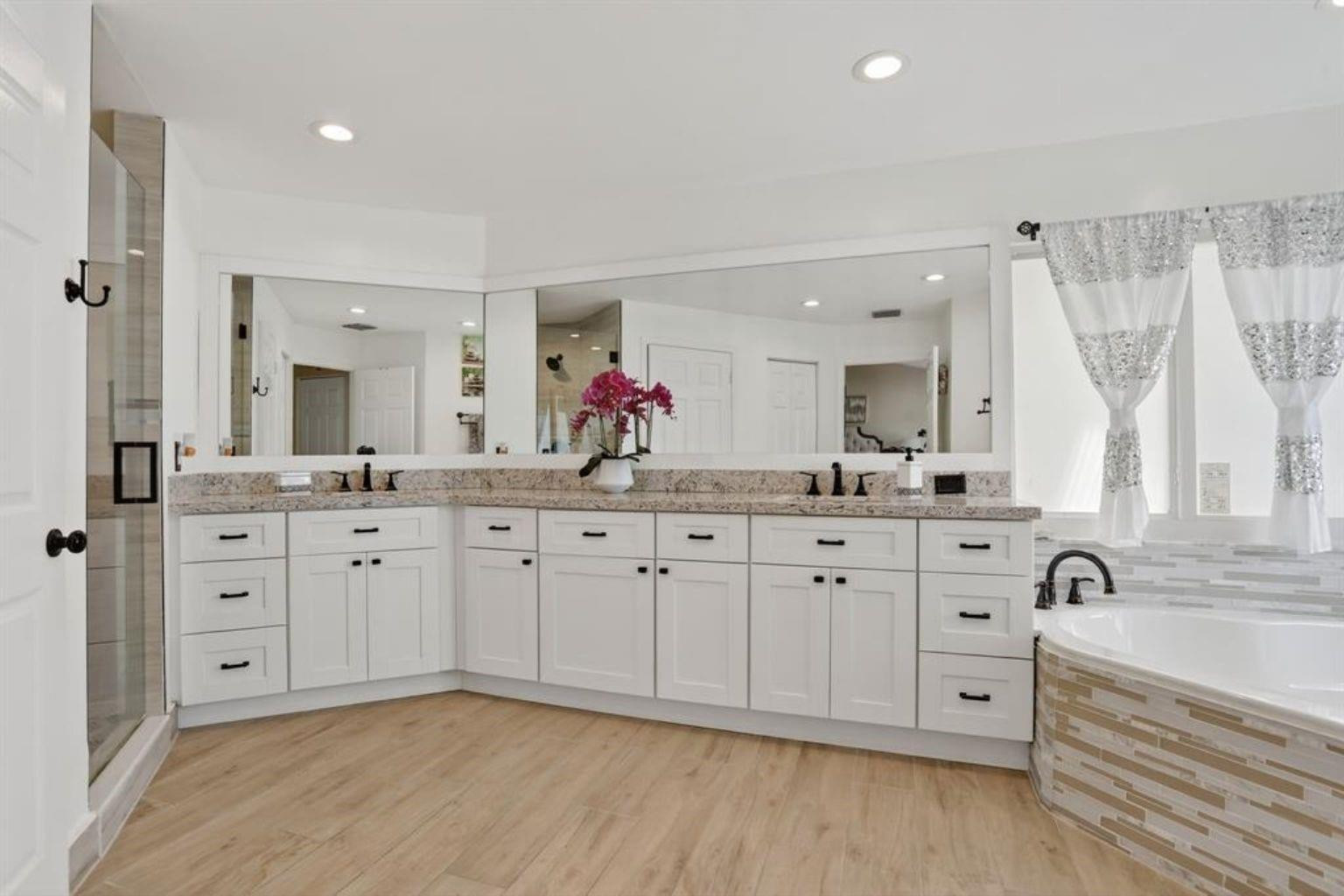 YARDLEY ESTATES @ Brookside - Residential