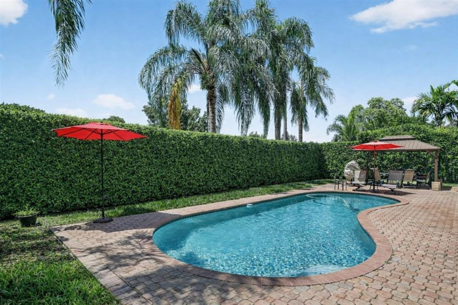 YARDLEY ESTATES @ Brookside - Residential