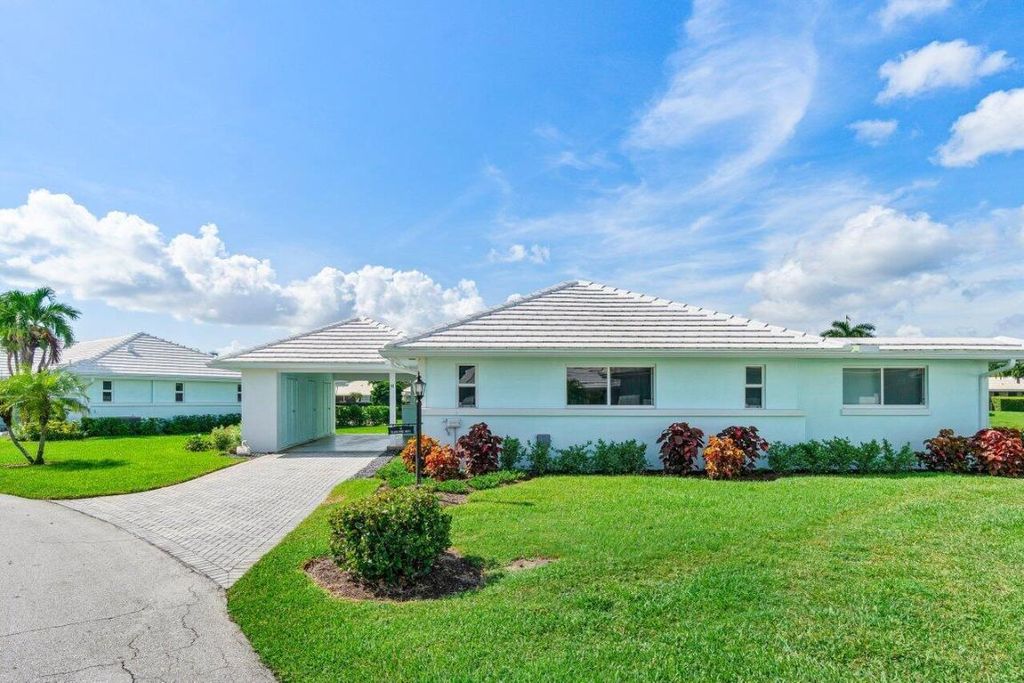 Photo of 11 Slash Pine Drive, Boynton Beach, FL 33436 (MLS # R11114619)