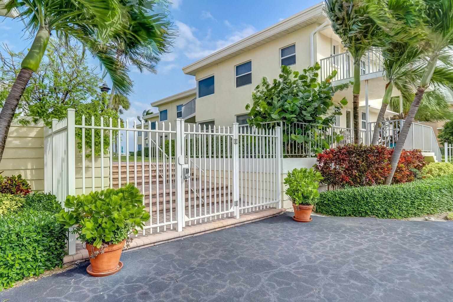 SEA COLONY CO-OP - Residential Lease