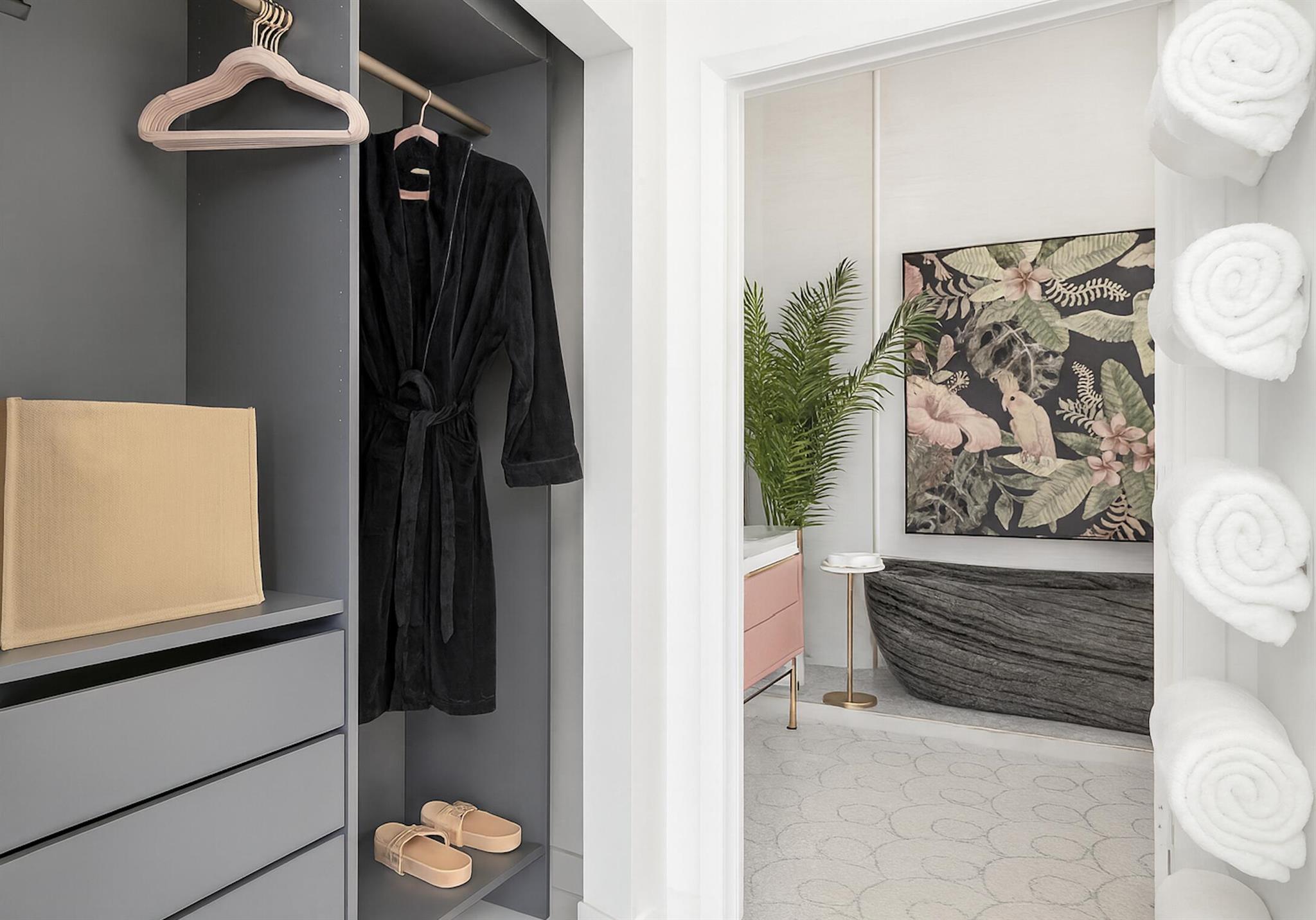 ICON BRICKELL CONDO NO 3 - Residential