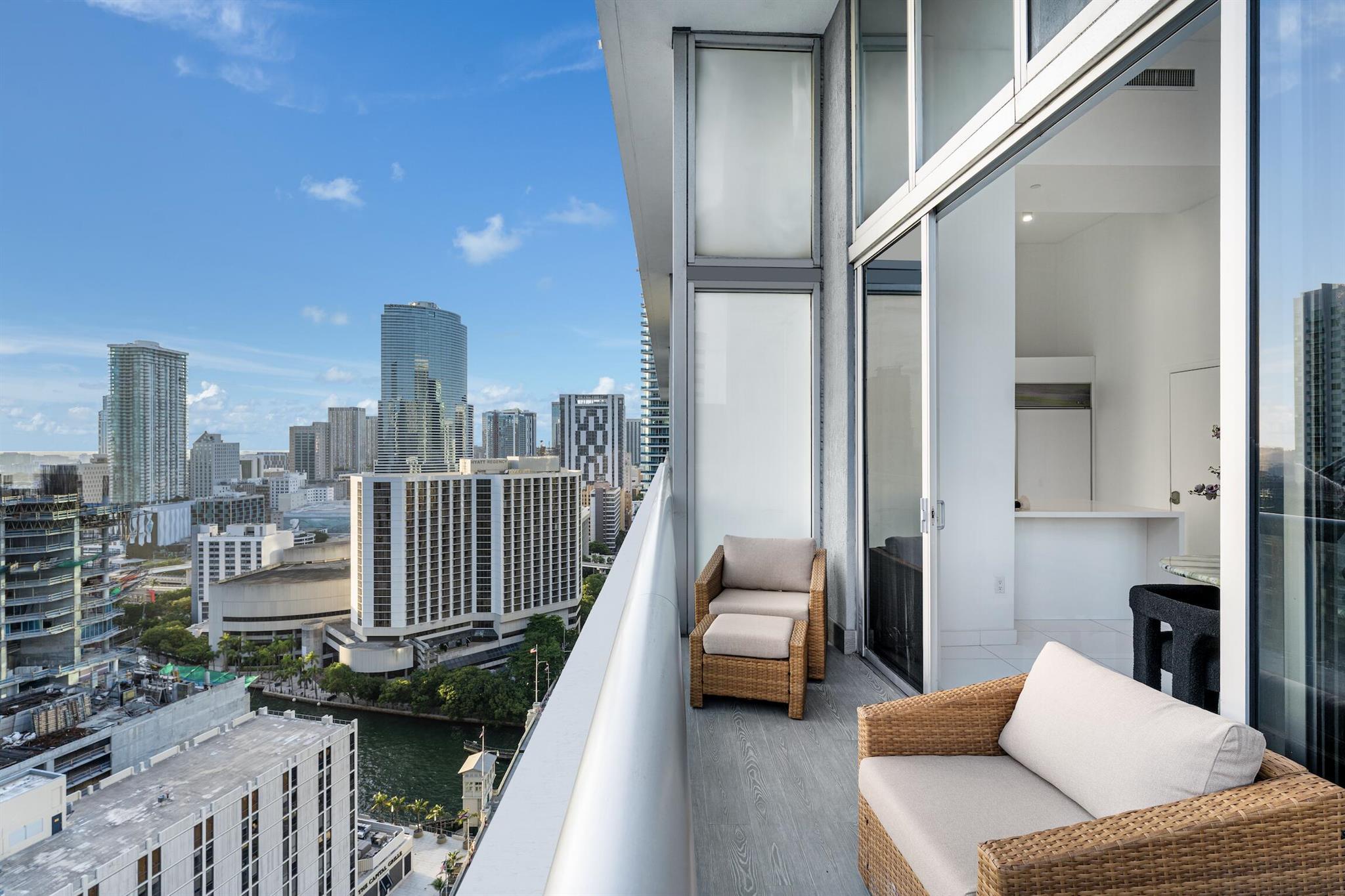 ICON BRICKELL CONDO NO 3 - Residential