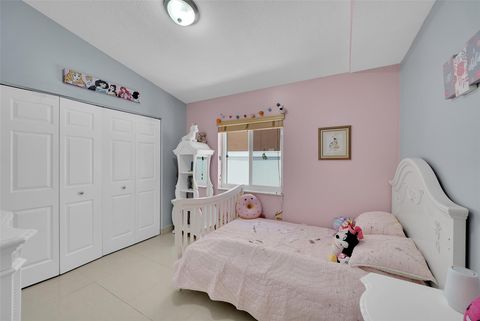 Single Family Residence in Miramar FL 13037 53RD ST St 30.jpg