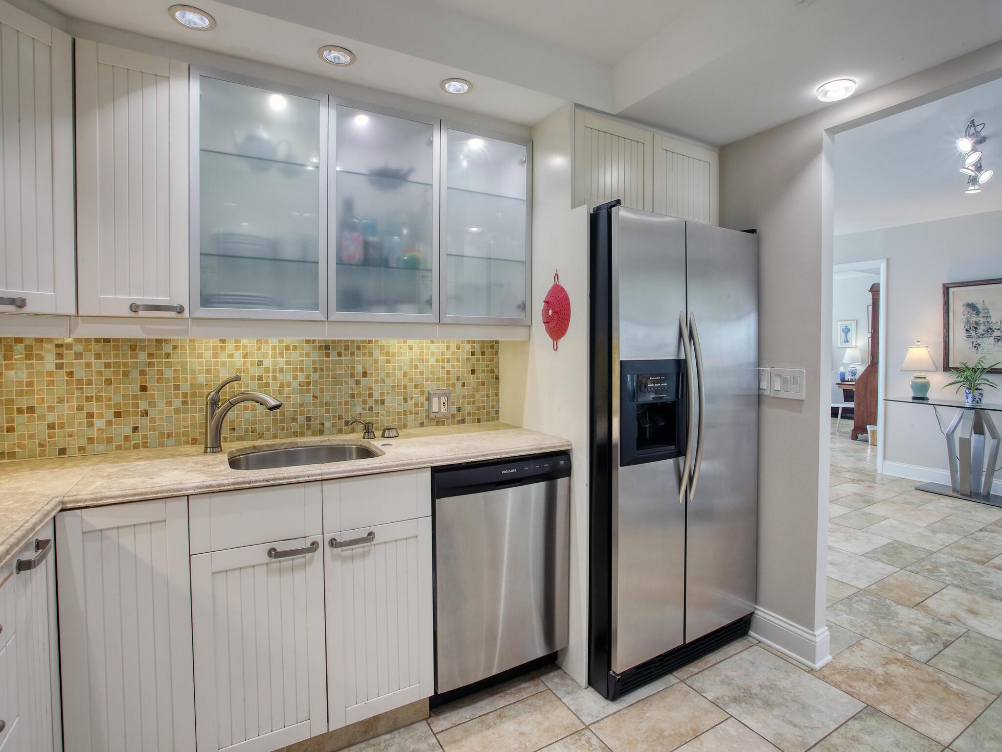 CLARIDGES I CONDO - Residential Lease