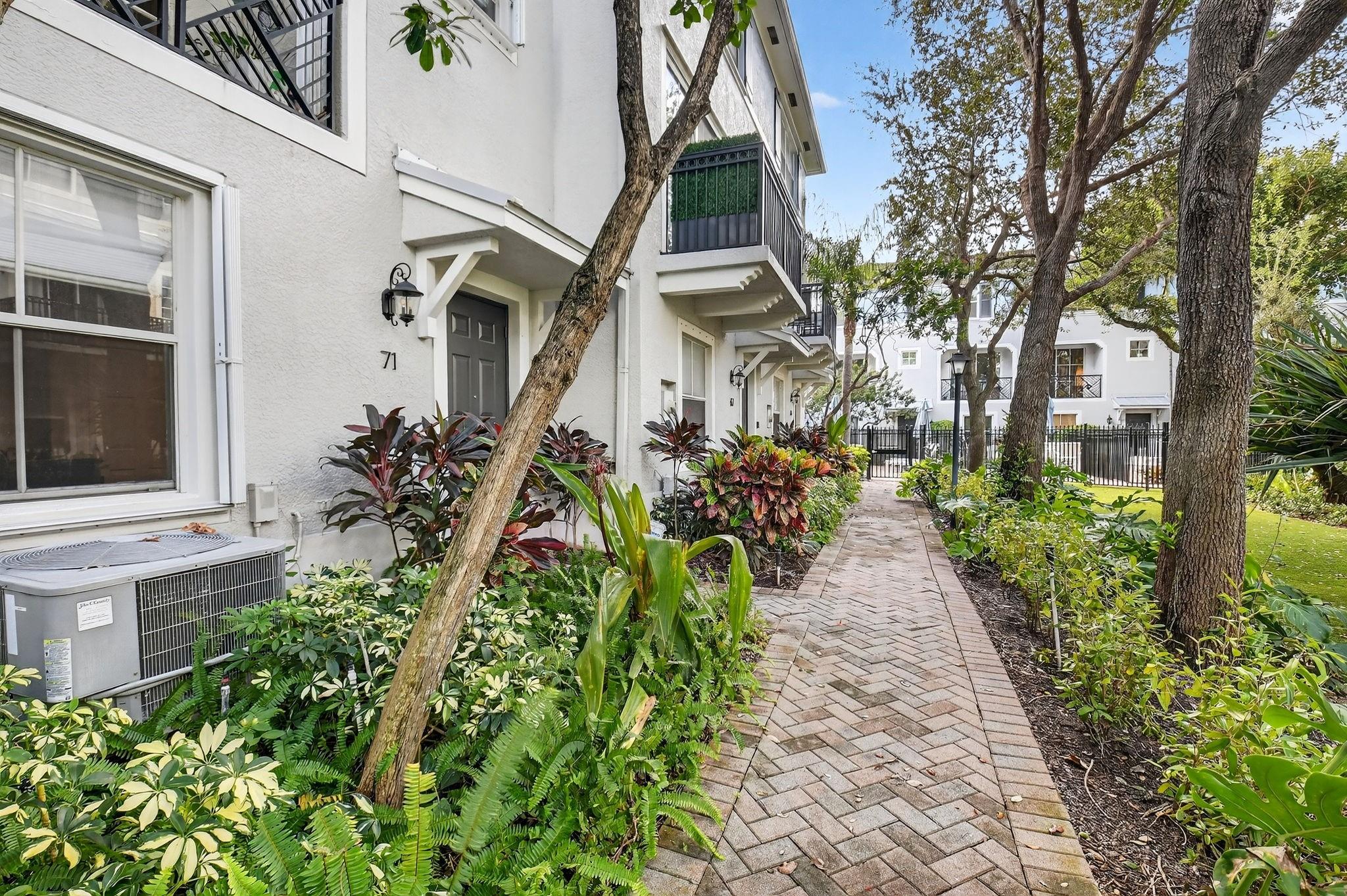 ATLANTIC GROVE - Residential