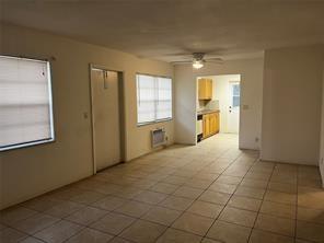 ASTOR CONDO 4 - Residential