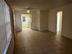 ASTOR CONDO 4 - Residential