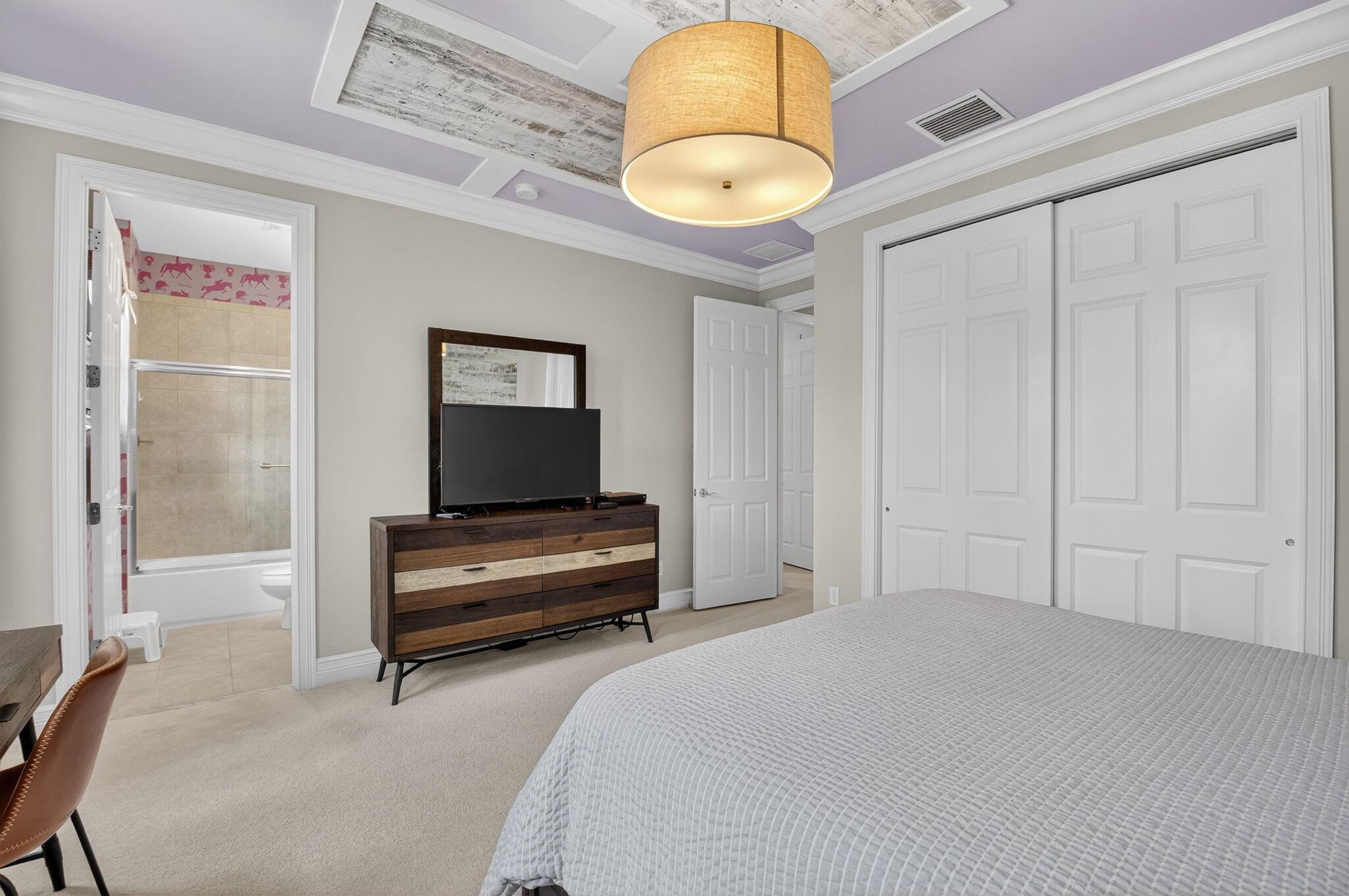 SEVEN BRIDGES - Residential Lease