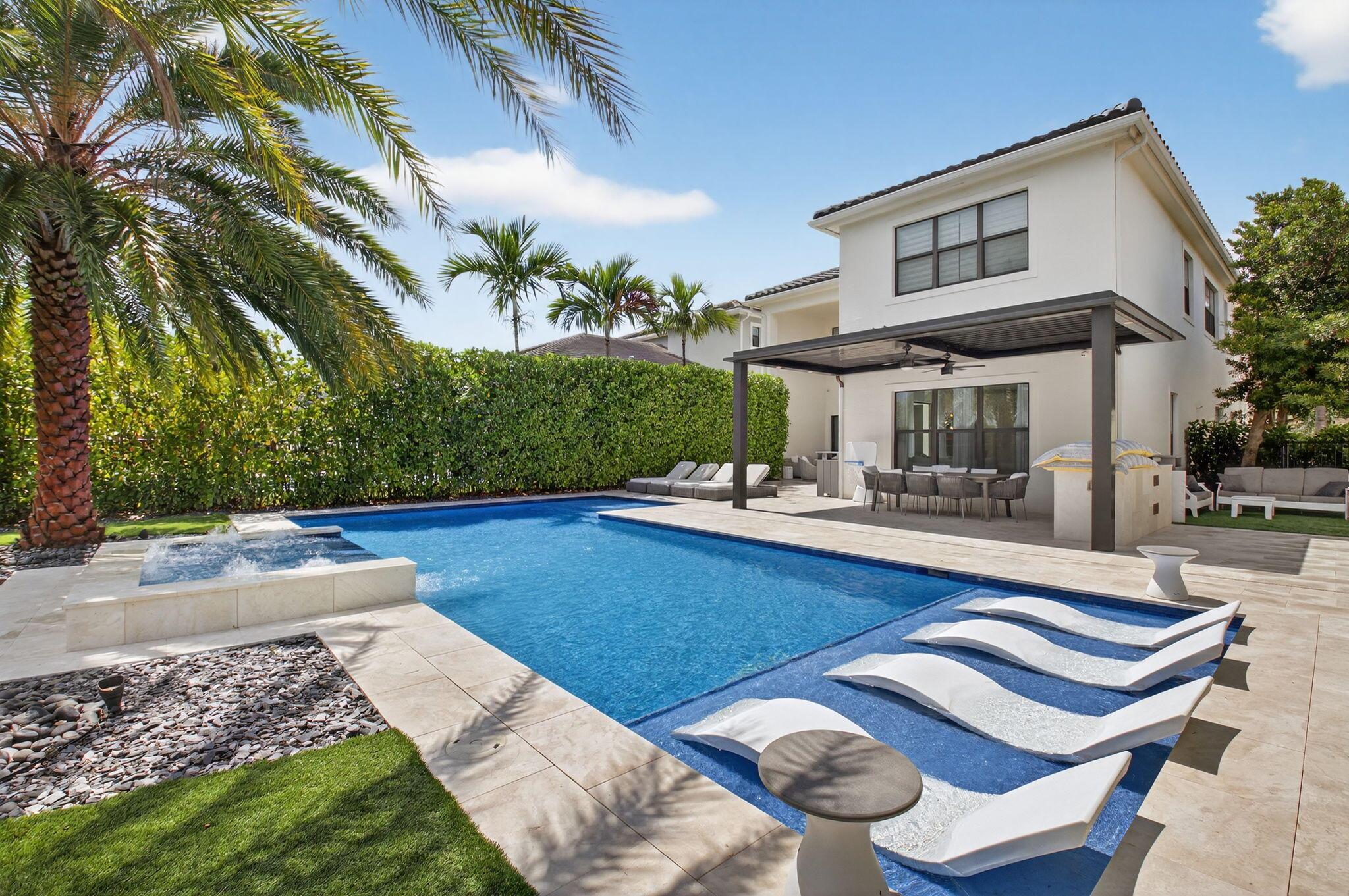 SEVEN BRIDGES - Residential Lease