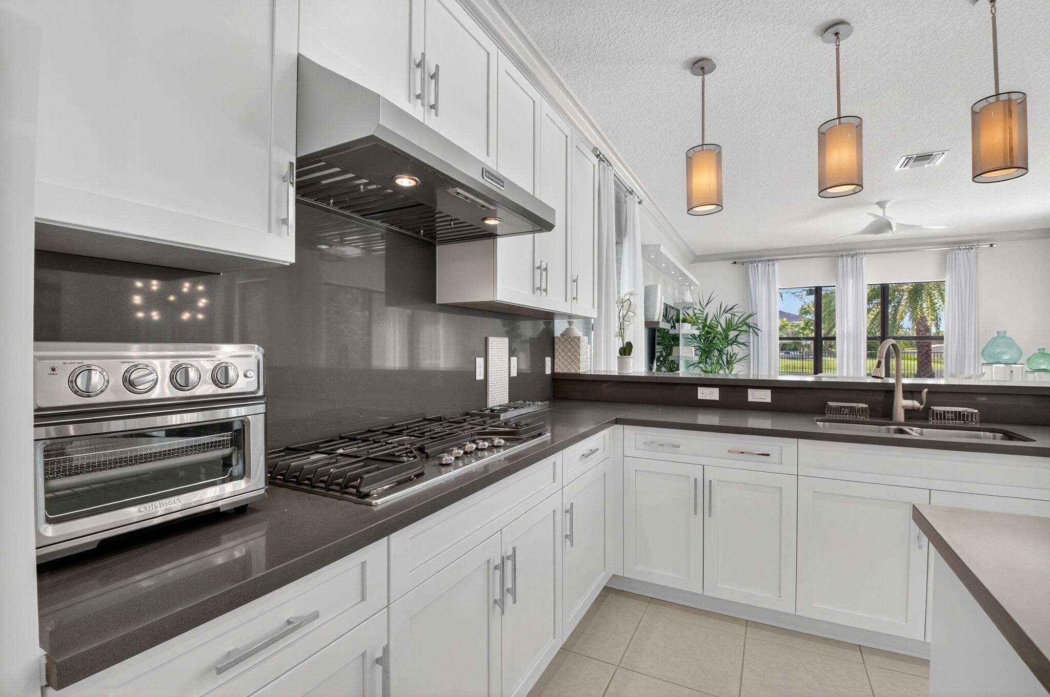 SEVEN BRIDGES - Residential Lease